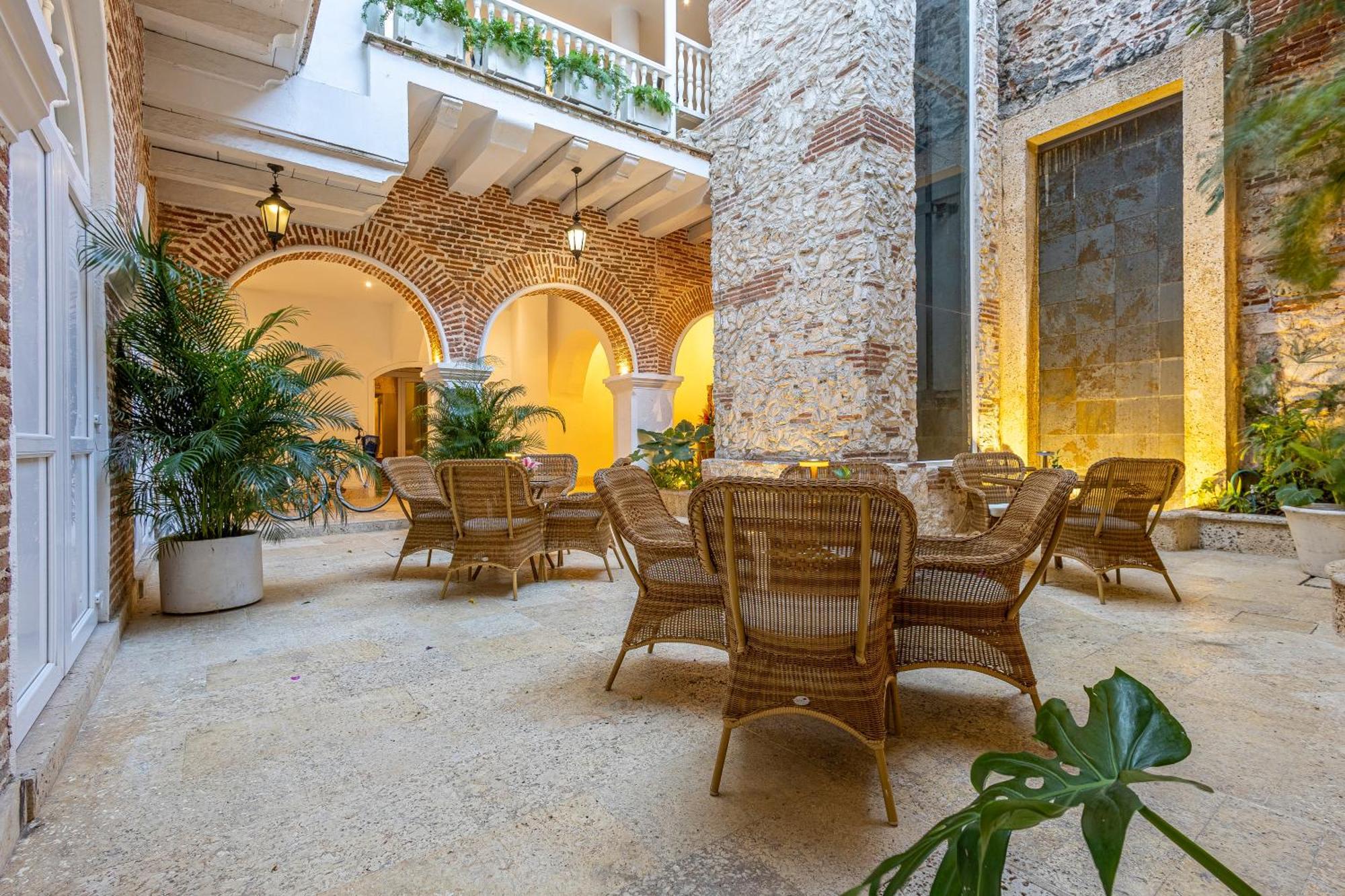 Hotel Casa Del Gobernador Cartagena Exterior photo