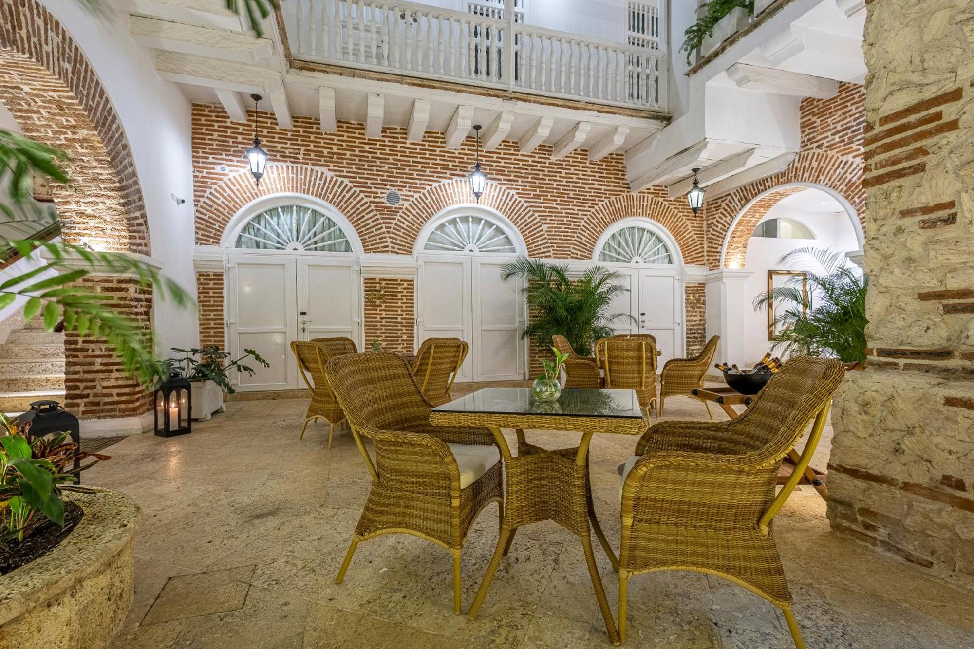 Hotel Casa Del Gobernador Cartagena Exterior photo